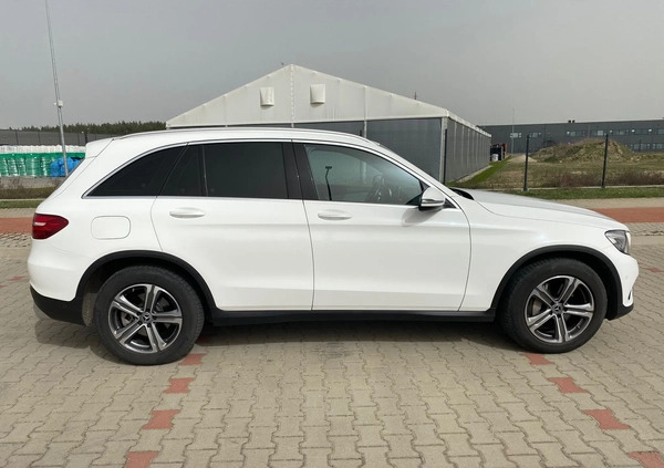 Mercedes-Benz GLC cena 128000 przebieg: 103000, rok produkcji 2017 z Leszno małe 154